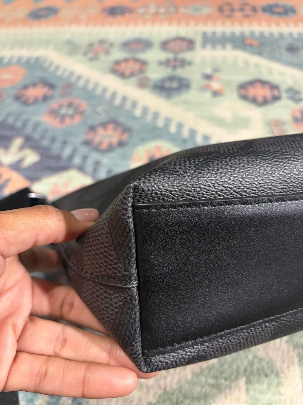 Small Finn Crossbody Bag